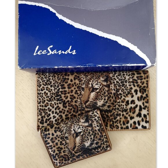 New In Box Lee Sands  Faux Fur Leopard wallet Checkbook Animal Print Card Holder - Picture 1 of 7